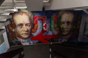 Licej predvorje stepenice 3